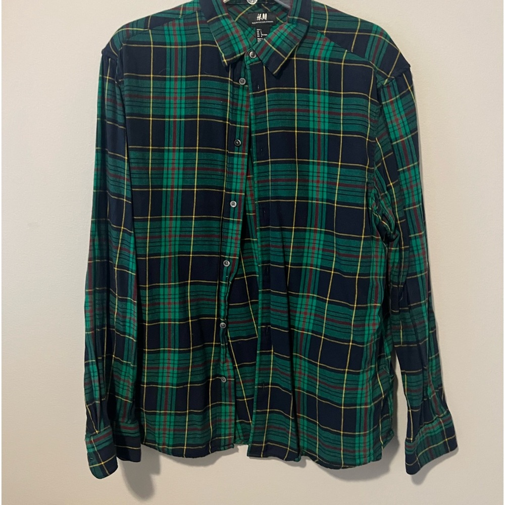 H&M button up - Picture 2 of 4